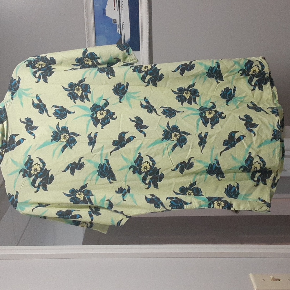 Volcom Green And Blue Hawaiian Shirt. Size Medium. New With Tags. - Picture 6 of 10